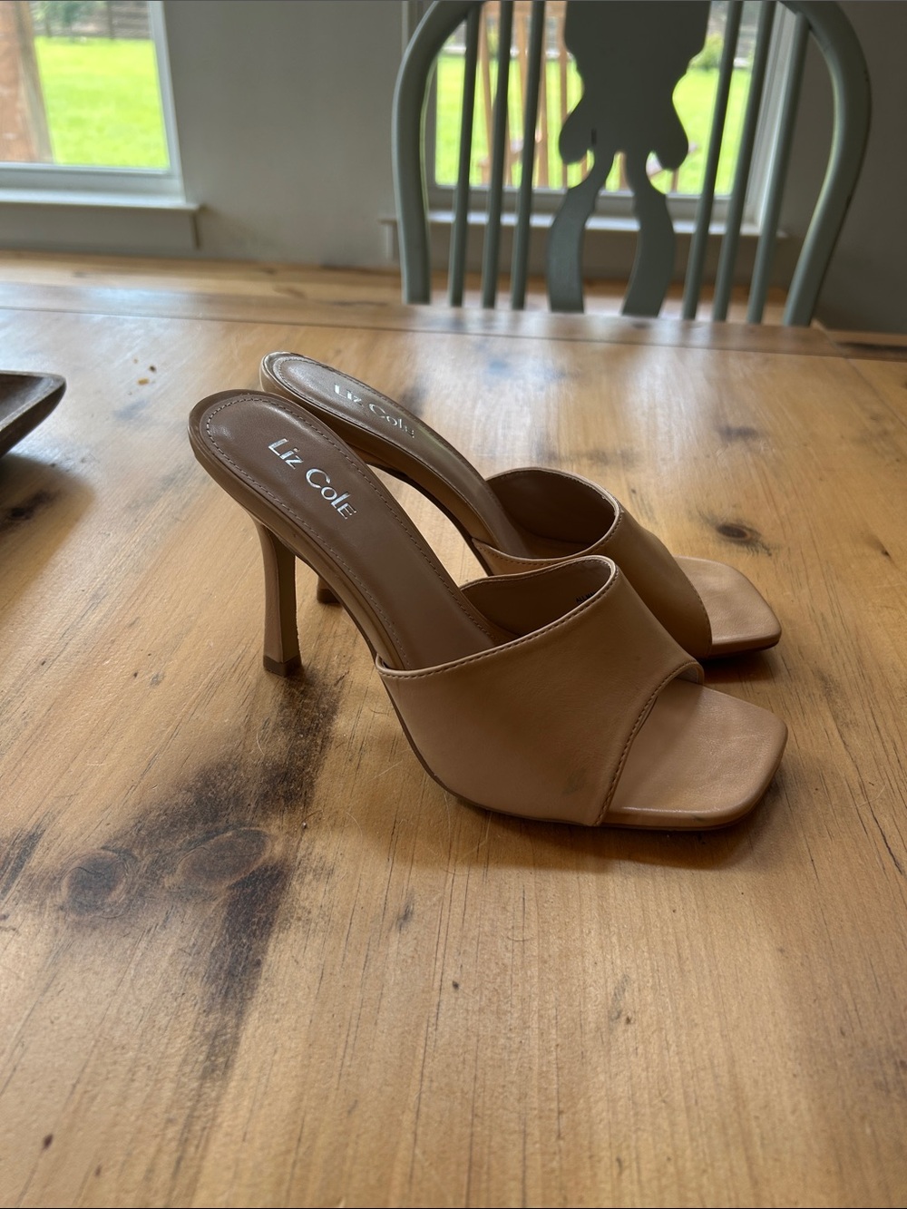 Liz Cole Tan Open-Toe Slide Heels
